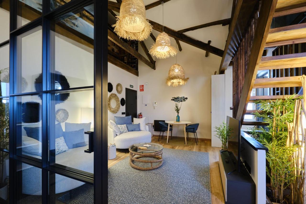 El Amarre - Navega En El Camarote De Un Navio Con Historia - Grupo Querbes Apartment Gijon Bagian luar foto