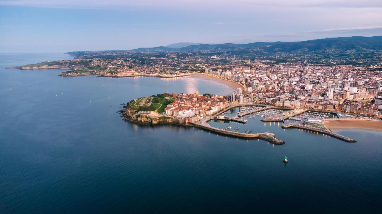 El Amarre - Navega En El Camarote De Un Navio Con Historia - Grupo Querbes Apartment Gijon Bagian luar foto
