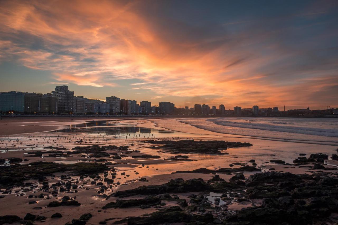 El Amarre - Navega En El Camarote De Un Navio Con Historia - Grupo Querbes Apartment Gijon Bagian luar foto