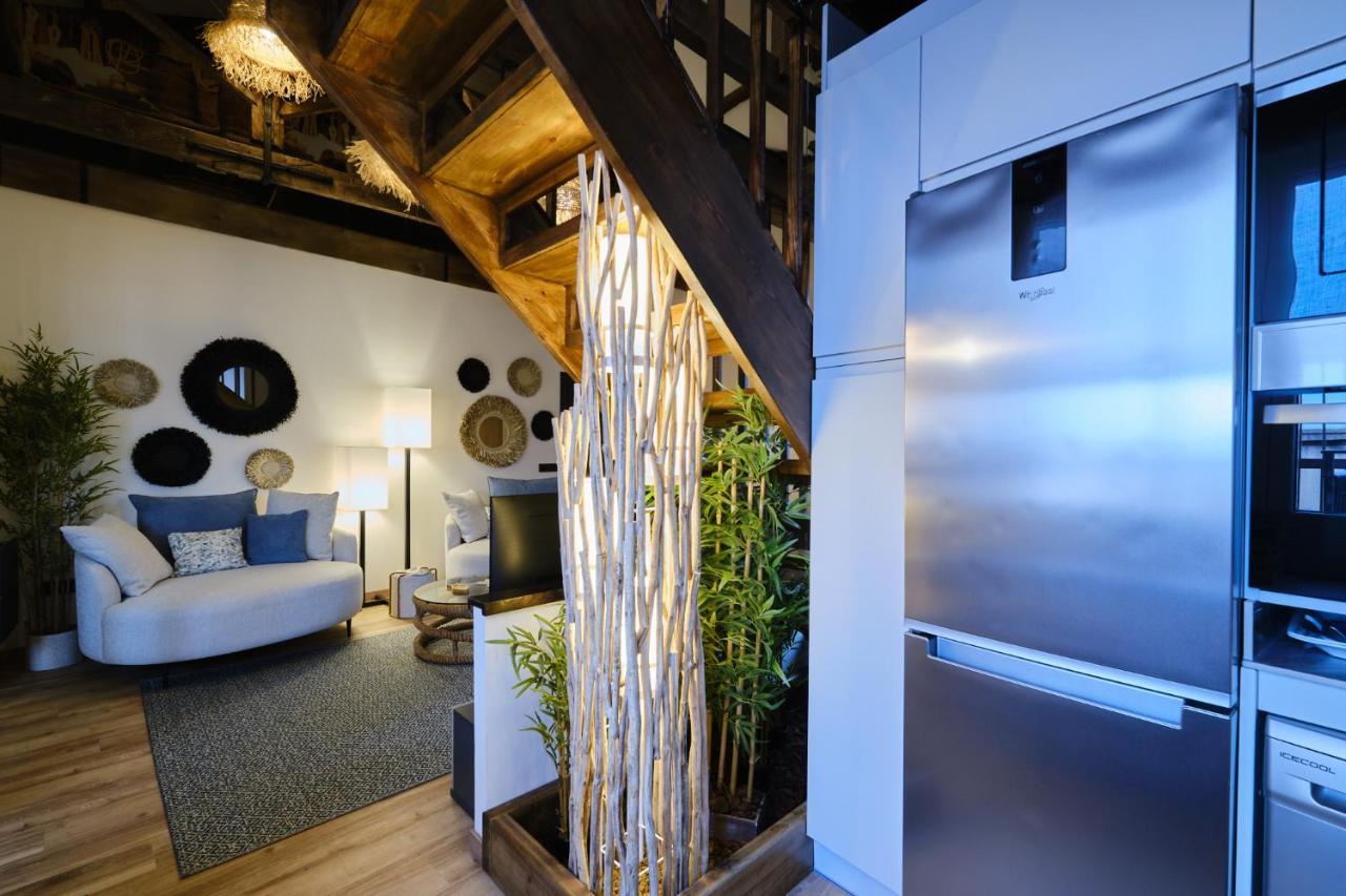 El Amarre - Navega En El Camarote De Un Navio Con Historia - Grupo Querbes Apartment Gijon Bagian luar foto