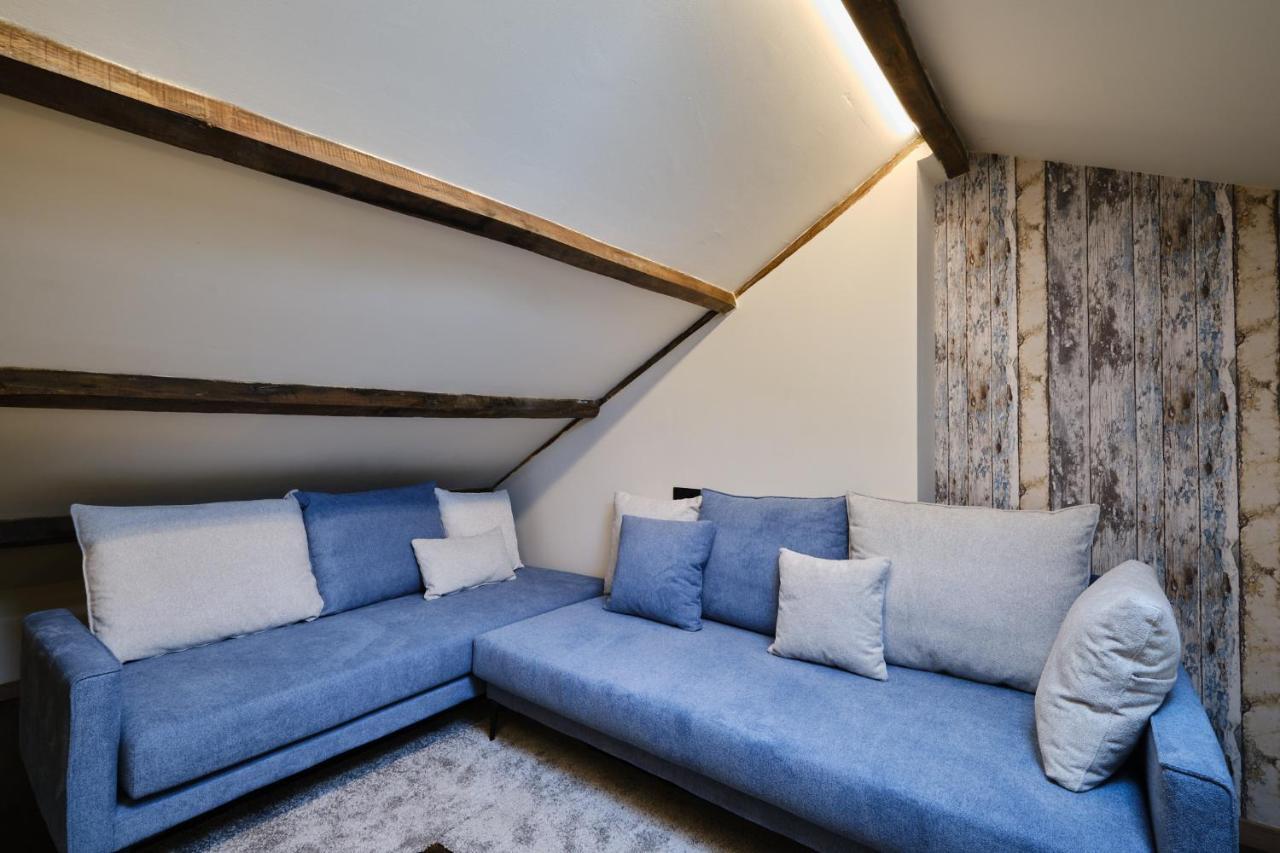 El Amarre - Navega En El Camarote De Un Navio Con Historia - Grupo Querbes Apartment Gijon Bagian luar foto