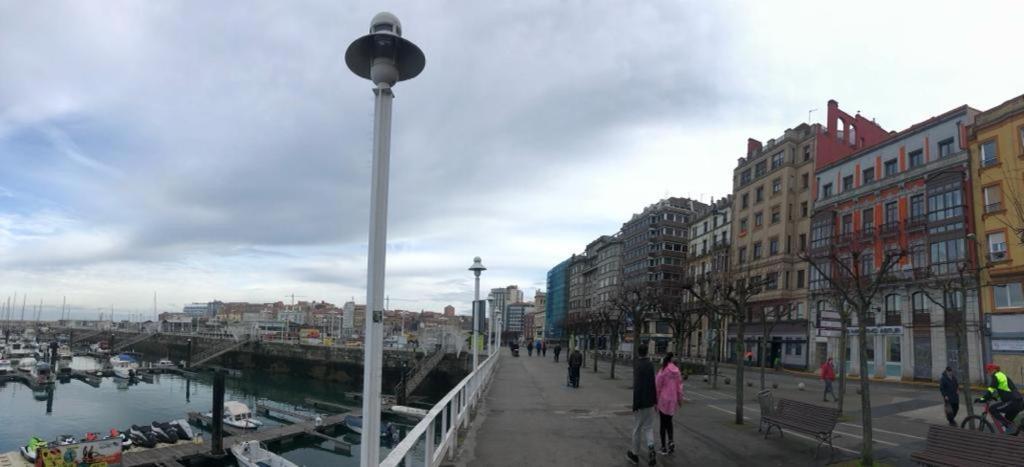 El Amarre - Navega En El Camarote De Un Navio Con Historia - Grupo Querbes Apartment Gijon Bagian luar foto