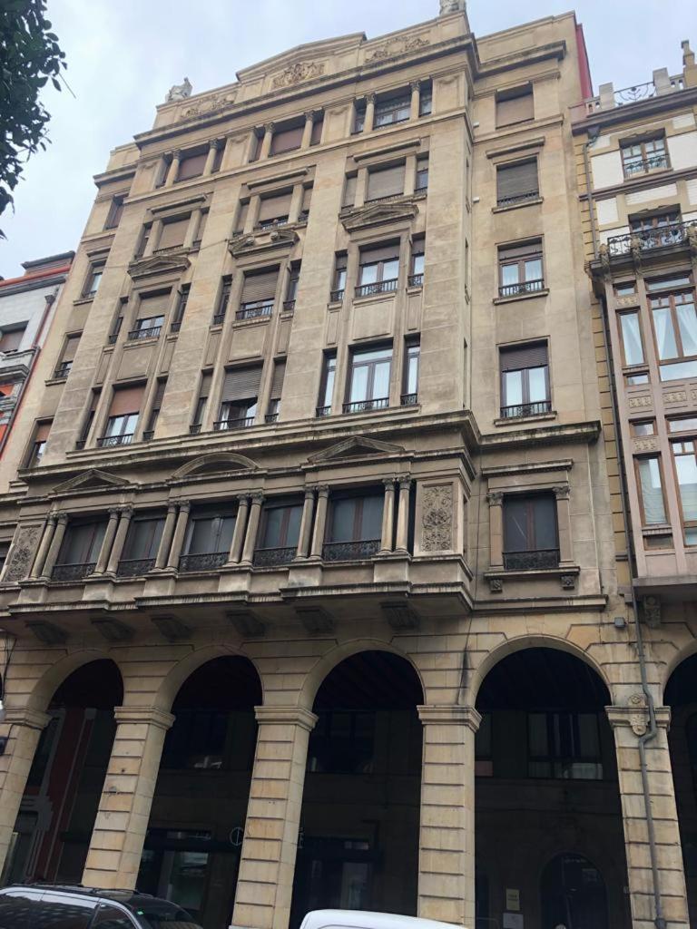 El Amarre - Navega En El Camarote De Un Navio Con Historia - Grupo Querbes Apartment Gijon Bagian luar foto